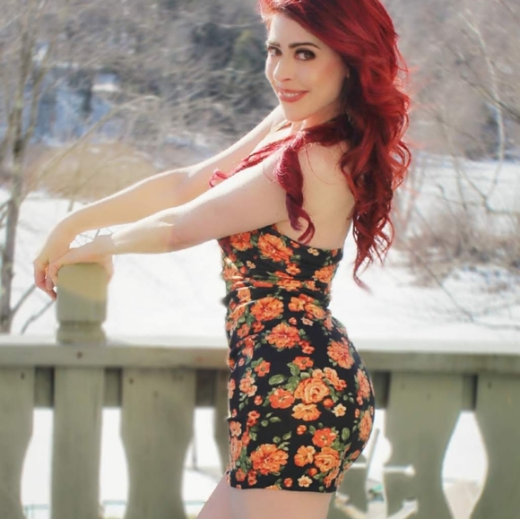 Modcloth Pinup Style floral wiggle pencil mini dress, bodycon, halter neck, sm. - Picture 2 of 4
